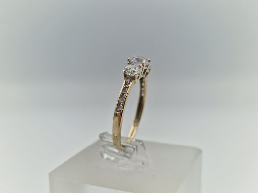 Zelta gredzens ar cirkoniju, 1.77 g, izm. 17