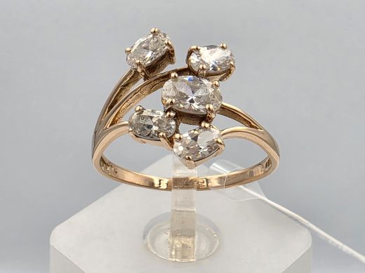 Gold ring with zircon, 3.08 g, size 19