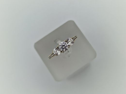 Zelta gredzens ar cirkoniju, 1.77 g, izm. 17