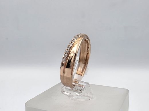 Gold ring with diamonds, 2.13 g, size 17.5