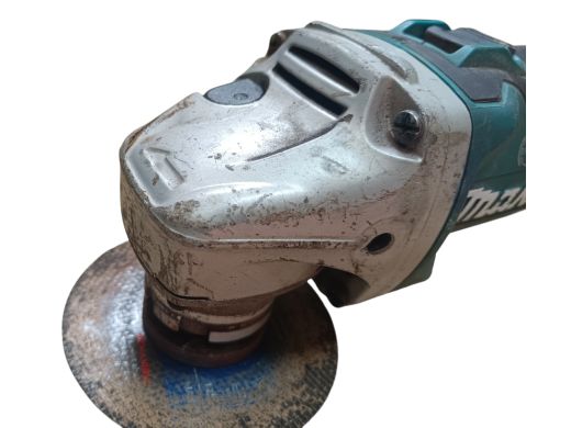 Makita Dga506