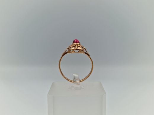 Zelta gredzens ar koraļļi, 2.45 g, izm. 18