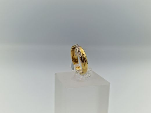 Золотое кольцо, 3.78 г, разм. 17.5