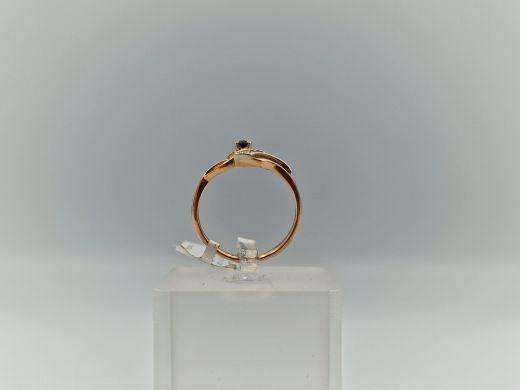 Zelta gredzens ar briljantu un safīru, 2.09 g, izm. 17.2