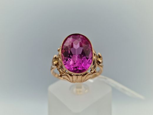 Zelta gredzens ar koraļļi, 6.98 g, izm. 21.5