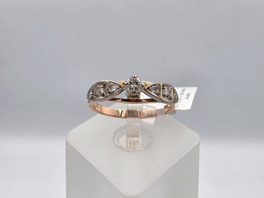 Золотое кольцо, 2.84 г, разм. 17