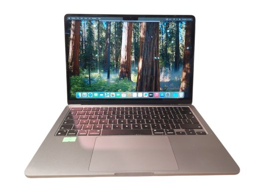 Apple (2022) MacBook Air 256 Gb