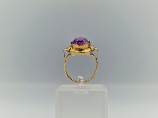 Zelta gredzens ar koraļļi, 8.75 g, izm. 19.5