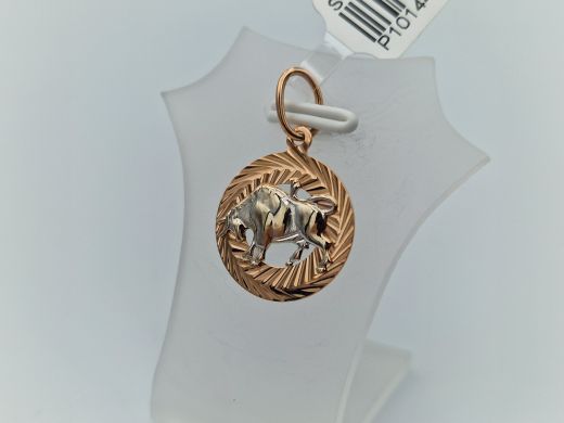 Gold pendant, 1.04 g