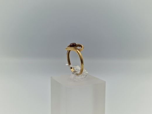 Золотое кольцо с бриллиантом, 1.75 г, разм. 18