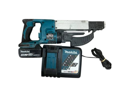 Makita DFR750 