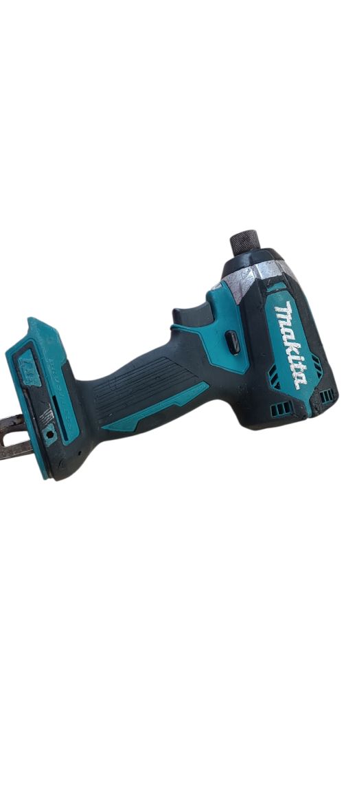 Makita DTD153 