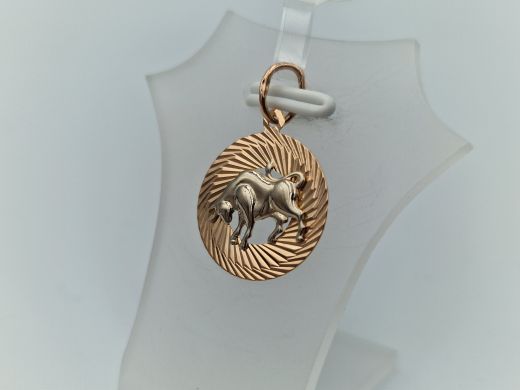 Gold pendant, 0.89 g