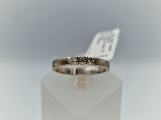 Zelta gredzens ar briljantiem, 2.82 g, izm. 18