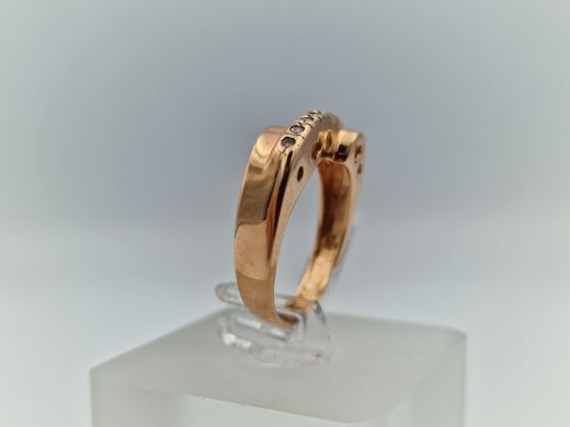 Золотое кольцо с цирконом, 4.1 г, разм. 16