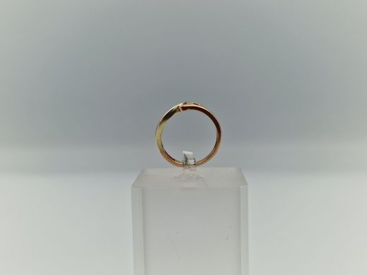 Золотое кольцо с цирконом, 1.9 г, разм. 16