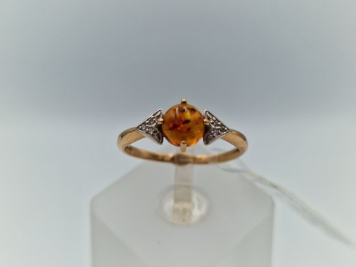 Zelta gredzens ar dzintaru, 1.63 g, izm. 18