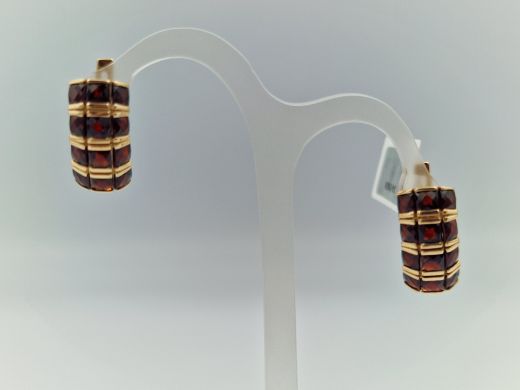 Золотые серьги с гранатом, 5.42 г
