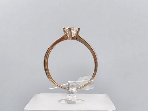 Gold ring with zircon, 1.67 g, size 18.5