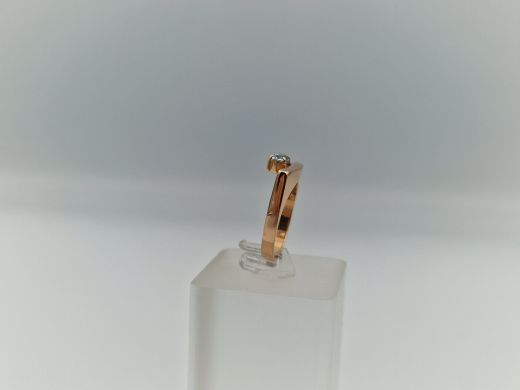 Zelta gredzens ar topāzu, 4.71 g, izm. 17