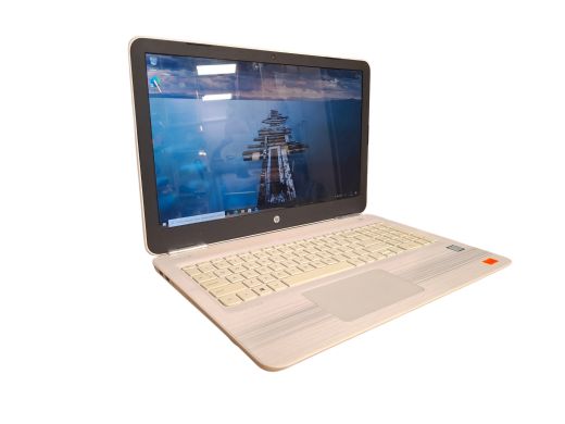 HP Pavilion 825 gb