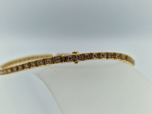 Zelta rokassprādze ar briljantu, 11.03 g, izm. 19