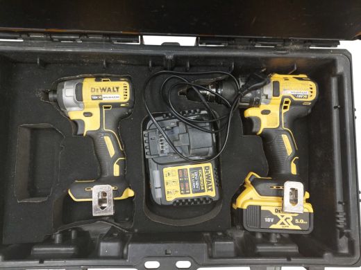 DeWALT Dcd794