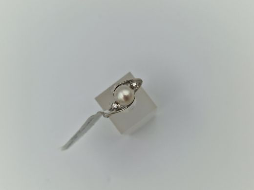 Zelta gredzens ar briljantu, 4.13 g, izm. 17.5