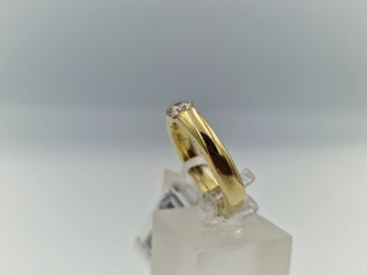 Zelta gredzens ar briljantu, 7.51 g, izm. 17