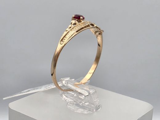 Gold ring with zircon, 1.07 g, size 19