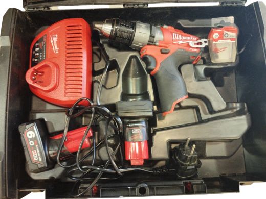 Milwaukee M12 Cpd