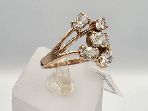 Gold ring with zircon, 3.08 g, size 19