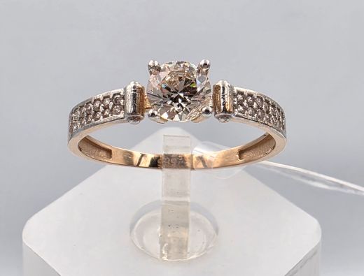Gold ring with zircon, 2.02 g, size 20
