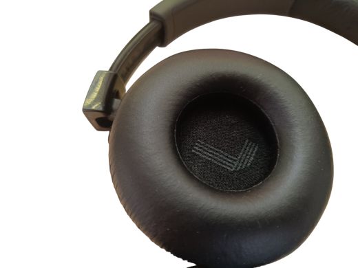 JBL Tune670Nc