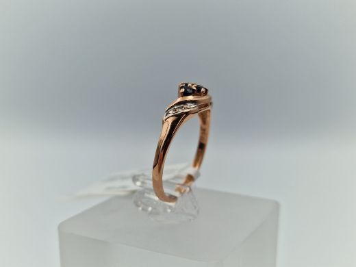 Zelta gredzens ar safīru, 1.86 g, izm. 17