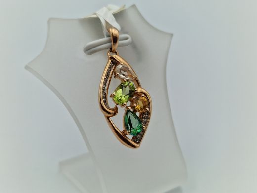 Zelta kulons ar briljantu, 2.72 g