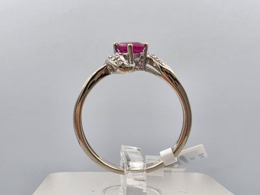 Gold ring with diamond and ruby, 1.96 g, size 16.5
