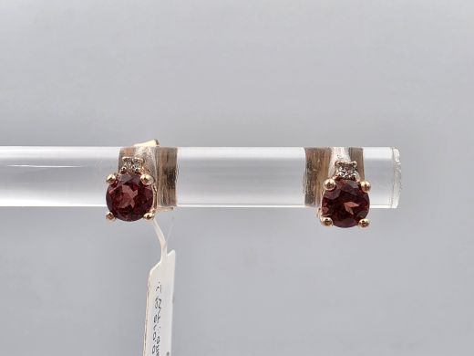 Золотые серьги с гранатами, 0.90 г