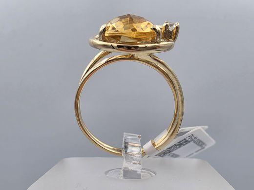 Gold ring, 4.14 g, size 17.5