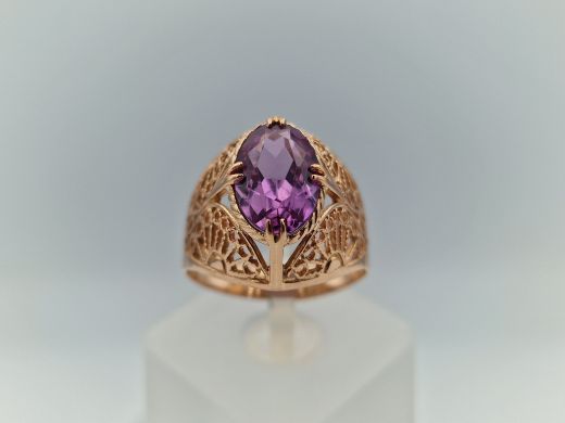 Zelta gredzens ar koraļļi, 4.69 g, izm. 18.5