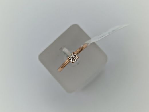 Золотое кольцо с бриллиантом, 2.45 г, разм. 17