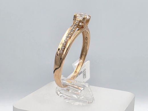 Gold ring with zircon, 1.66 g, size 18