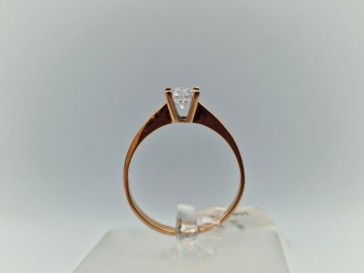 Золотое кольцо с цирконом, 1.67 г, разм. 18