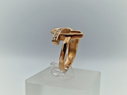 Золотое кольцо с цирконом, 4.5 г, разм. 17.2