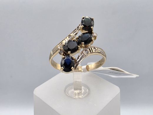 Zelta gredzens ar briljantu, 2.76 g, izm. 18