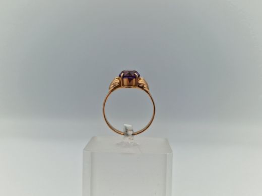 Золотое кольцо с кораллом, 2.85 г, разм. 18.5