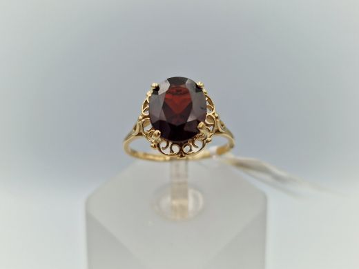 Zelta gredzens ar granātu, 2.09 g, izm. 16.5