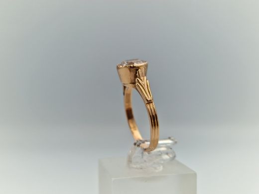 Zelta gredzens ar cirkoniju, 2.75 g, izm. 15.5