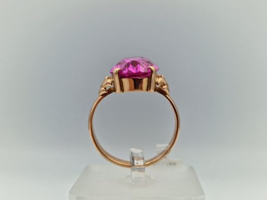 Zelta gredzens ar koraļļi, 6.84 g, izm. 20