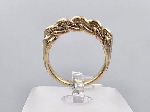 Gold ring, 5.90 g, size 17